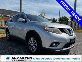 Used 2015 Nissan Rogue SV image 1