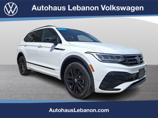 Used 2022 Volkswagen Tiguan SE R-Line image 1