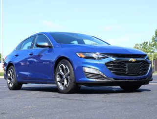 Used 2023 Chevrolet Malibu LT image 1