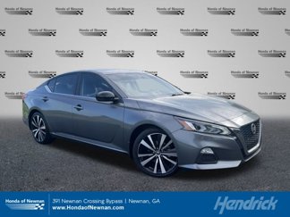 Used 2021 Nissan Altima 2.5 SR w/ SR Premium Package image 1