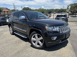 Used 2013 Jeep Grand Cherokee Overland Summit image 1