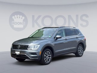 Used 2019 Volkswagen Tiguan SE image 1