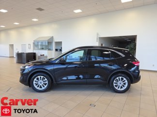 Used 2020 Ford Escape SE image 1