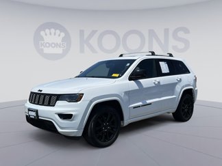 Used 2020 Jeep Grand Cherokee Altitude image 1