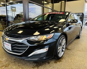 Used 2022 Chevrolet Malibu LT image 1