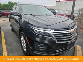 Used 2022 Chevrolet Equinox LS w/ LS Convenience Package image 1