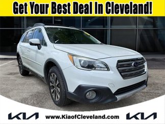 Used 2017 Subaru Outback 2.5i Limited image 1
