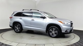 Used 2016 Toyota Highlander XLE image 1