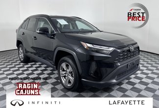 Used 2023 Toyota RAV4 XLE image 1