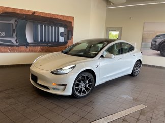 Used 2020 Tesla Model 3 Long Range image 1