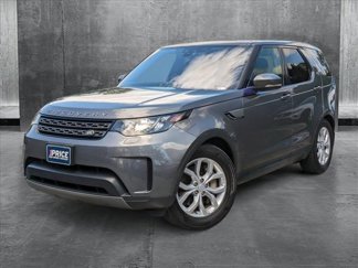 Used 2018 Land Rover Discovery SE image 1