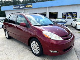 Used 2009 Toyota Sienna XLE image 1
