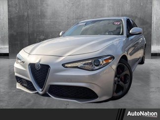 Used 2017 Alfa Romeo Giulia w/ Sport Appearance Package image 1