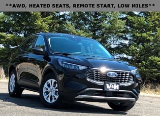 Used 2023 Ford Escape Active image 1