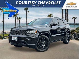 Used 2019 Jeep Grand Cherokee Laredo image 1