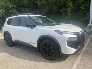Certified 2025 Nissan Rogue SV image 1