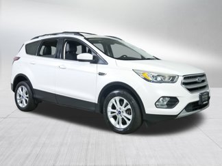 Used 2017 Ford Escape SE w/ SE Leather Comfort Package image 1