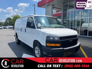 Used 2018 Chevrolet Express 2500 image 1