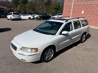 Used 2007 Volvo V70 2.5T image 1