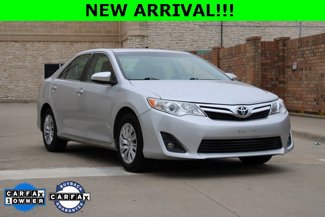 Used 2014 Toyota Camry L image 1