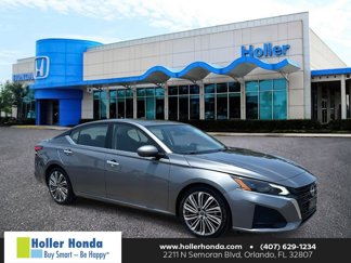 Used 2023 Nissan Altima 2.5 SL image 1