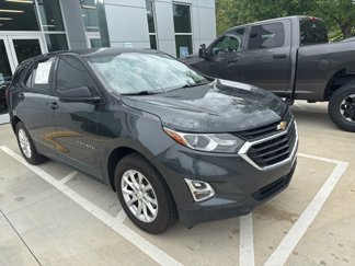 Used 2018 Chevrolet Equinox LS image 1