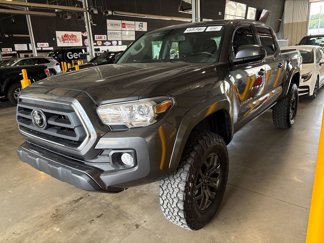 Used 2023 Toyota Tacoma SR5 image 1