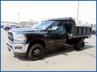 Used 2022 RAM 3500 Tradesman image 1