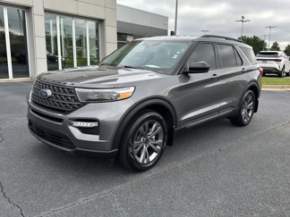 Used 2022 Ford Explorer XLT w/ Equipment Group 202A image 1