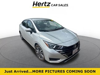 Used 2023 Nissan Versa SV image 1