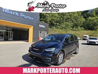 Used 2022 Chrysler Pacifica Touring image 1