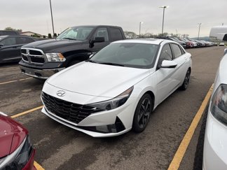 Used 2021 Hyundai Elantra SEL w/ Convenience + Premium Package image 1
