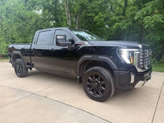 Used 2024 GMC Sierra 2500 Denali w/ Denali Reserve Package image 1