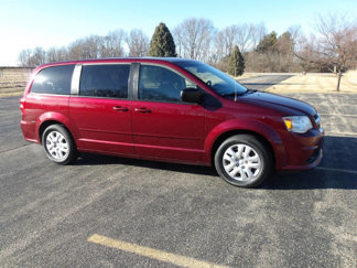 Used 2017 Dodge Grand Caravan SE w/ UConnect Hands-Free Group image 1