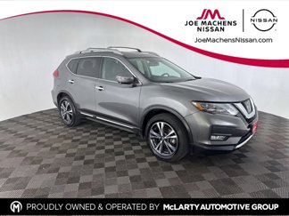 Used 2017 Nissan Rogue SL image 1