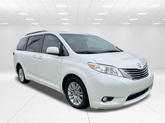 Used 2016 Toyota Sienna XLE video 1