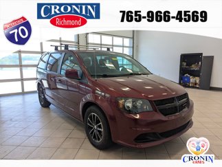 Used 2017 Dodge Grand Caravan SE image 1