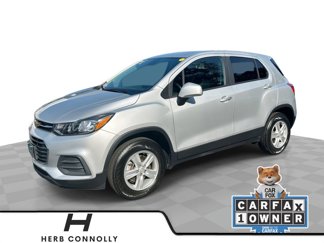 Used 2022 Chevrolet Trax LS w/ Tint and Cruise Package image 1