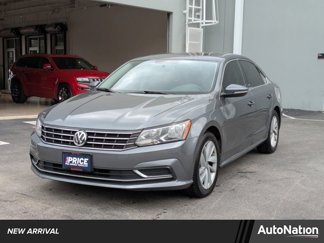 Used 2018 Volkswagen Passat 2.0T SE image 1
