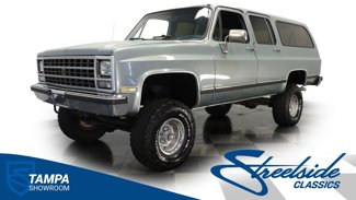 Used 1990 Chevrolet Suburban 2500 image 1