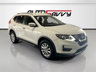 Used 2019 Nissan Rogue SV image 1