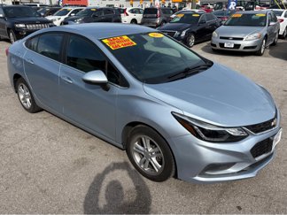 Used 2017 Chevrolet Cruze LT image 1