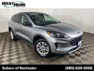 Used 2022 Ford Escape SE w/ Cold Weather Package image 1