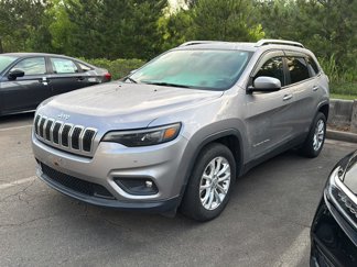 Used 2019 Jeep Cherokee Latitude w/ Popular Appearance Group image 1