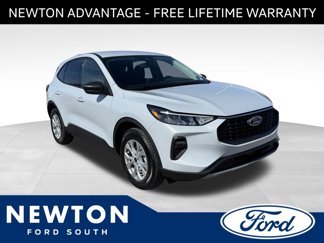 New 2025 Ford Escape Active image 1