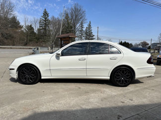 Used 2008 Mercedes-Benz E 350 4MATIC Sedan image 1