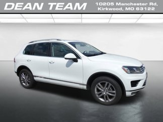 Used 2016 Volkswagen Touareg Lux image 1