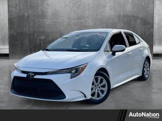 Used 2020 Toyota Corolla LE image 1