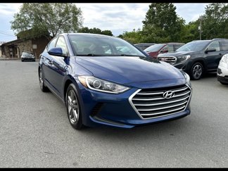 Used 2017 Hyundai Elantra SE image 1