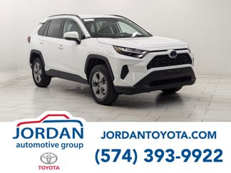 Used 2024 Toyota RAV4 XLE image 1